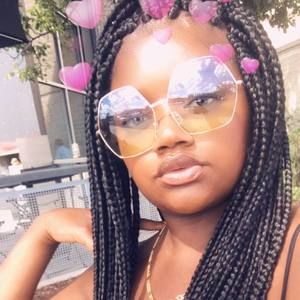Meet your Posher, Jasmine